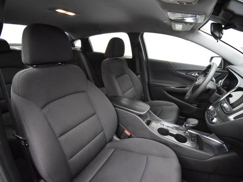 Used 2023 Chevrolet Malibu LT FWD image 17