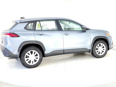 New 2026 Toyota Corolla Cross L image 6