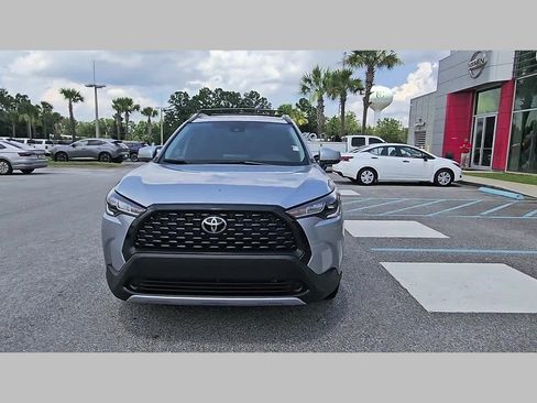 Used 2022 Toyota Corolla Cross LE w/ Moonroof Package FWD image 18