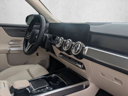 Certified 2022 Mercedes-Benz GLB 250 image 21