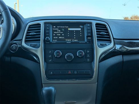 Used 2013 Jeep Grand Cherokee Laredo image 9