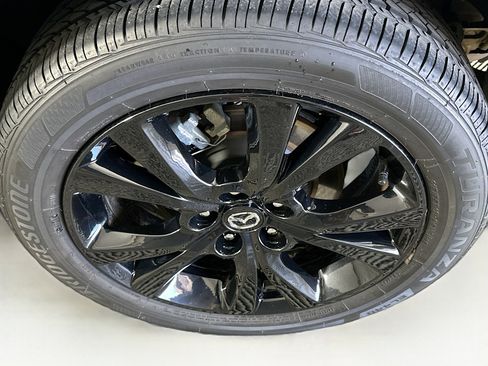 Used 2025 MAZDA CX-30 AWD 2.5 S w/ Preferred Package image 11