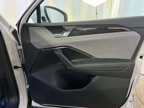 New 2026 Volkswagen Tiguan S AWD/4WD image 11