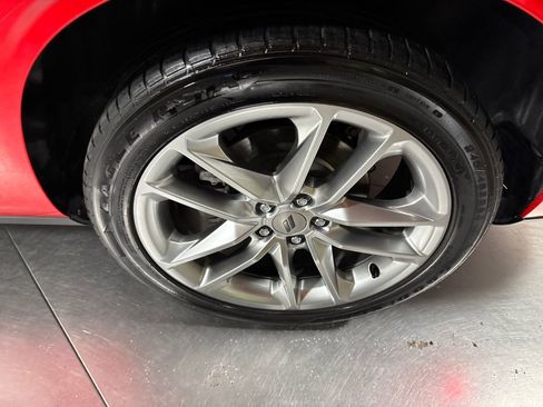 Used 2022 Dodge Challenger GT AWD/4WD image 7