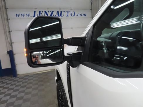 Used 2026 Ford F250 Platinum AWD/4WD image 86