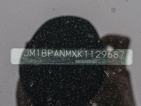 Used 2019 MAZDA MAZDA3 Hatchback w/ Premium Package image 33