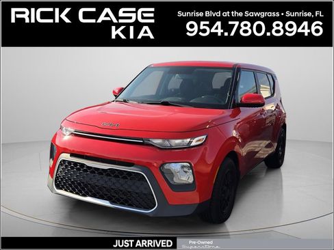 Used 2022 Kia Soul LX image 1