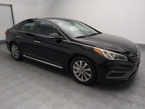 Used 2016 Hyundai Sonata Sport w/ Option Group 02 FWD image 11