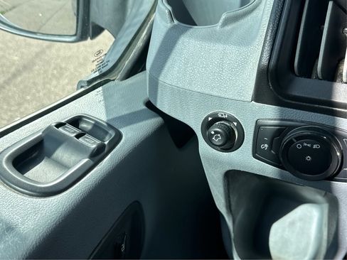 Used 2019 Ford Transit 250 148 High Roof Extended image 24