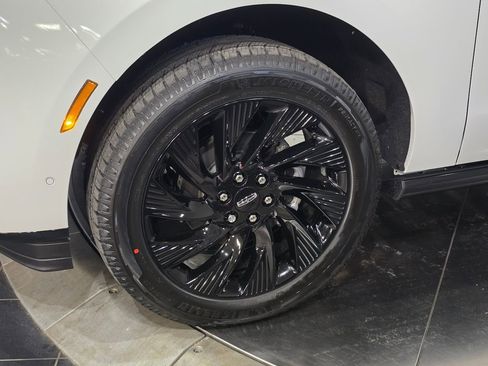 New 2025 Lincoln Navigator L Reserve w/ Jet Appearance Package image 12