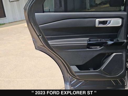 Used 2023 Ford Explorer ST w/ Equipment Group 401A AWD/4WD image 19