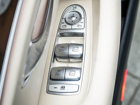 Used 2022 Mercedes-Benz E 450 4MATIC All-Terrain Wagon w/ Driver Assistance Package image 37