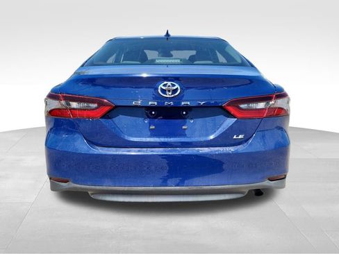 Used 2023 Toyota Camry LE image 7