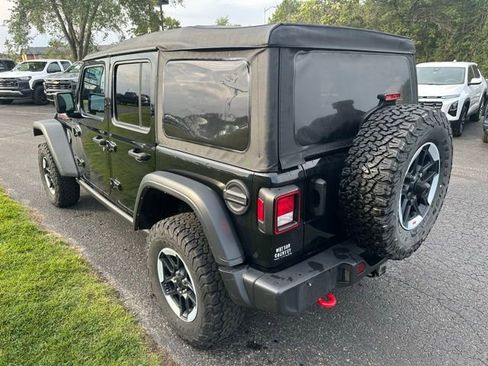 Used 2022 Jeep Wrangler Unlimited Rubicon AWD/4WD image 7