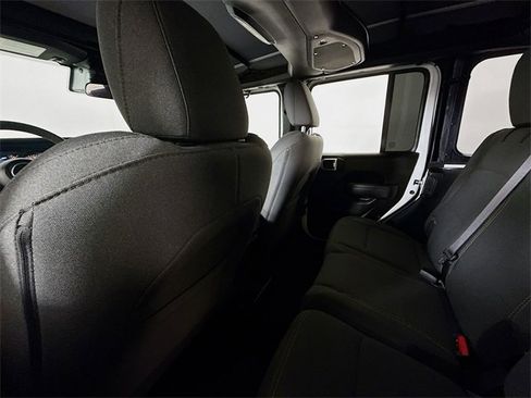 Used 2025 Jeep Wrangler Sport S image 10