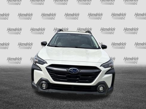 Used 2023 Subaru Outback Premium w/ Popular Package #1 AWD/4WD image 3