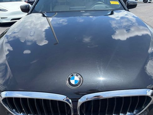 Used 2018 BMW 530i w/ Premium Package RWD image 19