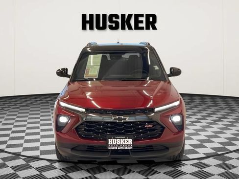 Used 2025 Chevrolet TrailBlazer RS w/ Convenience Package AWD/4WD image 3