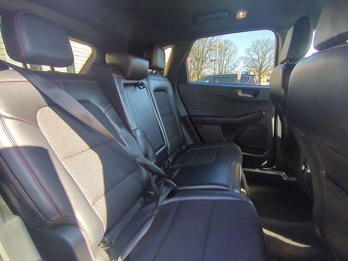 Used 2025 Ford Escape ST-Line image 29