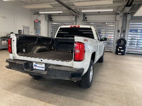 Used 2018 Chevrolet Silverado 1500 LT AWD/4WD image 6