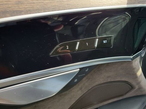 Used 2019 Audi A8 L 3.0T w/ Executive Package image 8
