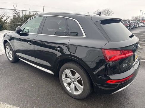 Used 2018 Audi Q5 Prestige w/ Prestige Package image 12