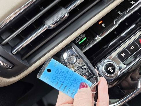 New 2026 Lincoln Corsair Reserve image 15