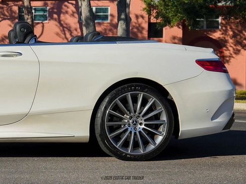 Used 2017 Mercedes-Benz S 550 Cabriolet image 5