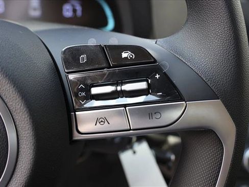 New 2026 Hyundai Elantra SE FWD image 16