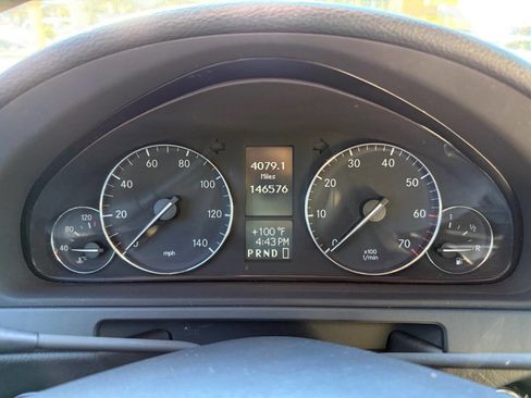 Used 2012 Mercedes-Benz G 550 G 550 AWD 4MATIC 4dr SUV image 34