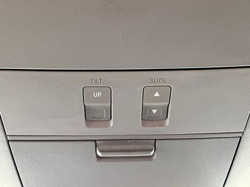 Used 2011 Toyota Sequoia Limited RWD image 20