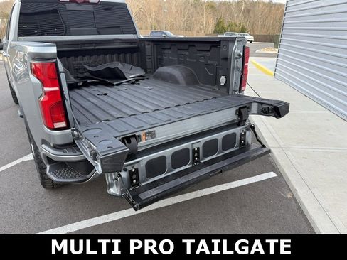 Used 2024 Chevrolet Silverado 2500 High Country w/ High Country Premium Package image 8