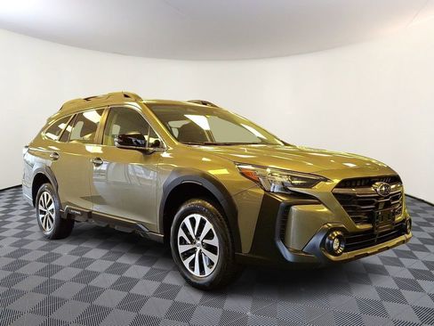 Certified 2023 Subaru Outback Premium image 1