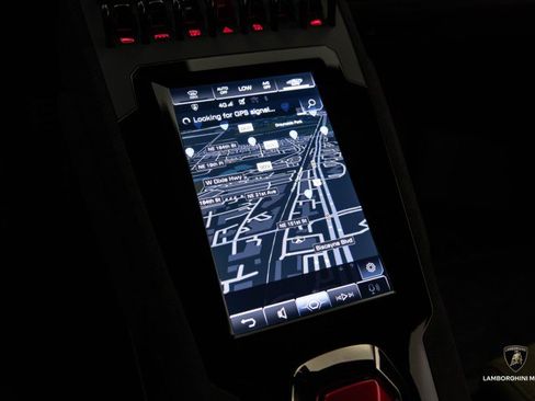 Used 2024 Lamborghini Huracan Sterrato image 61