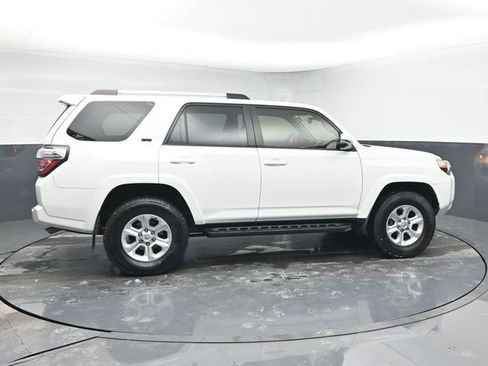 Used 2021 Toyota 4Runner SR5 Premium w/ Moonroof Package image 8