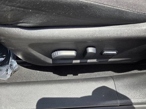Used 2024 Nissan Altima 2.5 SV w/ SV Premium Package FWD image 4
