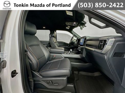 Used 2025 Ford F150 Lariat w/ Equipment Group 501A Mid image 29