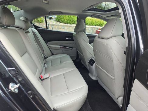 Used 2015 Acura TLX FWD image 22