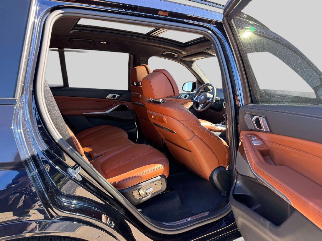 Used 2024 BMW X7 M60i w/ Executive Package AWD/4WD image 12