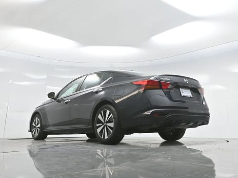 Used 2022 Nissan Altima 2.5 SV image 67
