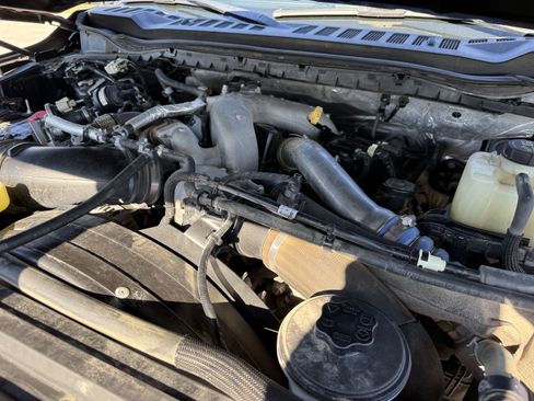 Used 2024 Ford F350 XL image 32