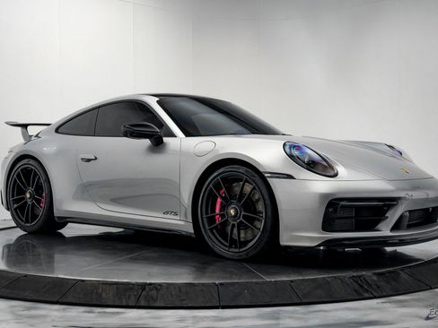Used 2024 Porsche 911 Carrera 4 GTS AWD/4WD image 22
