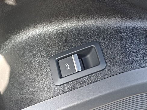 Used 2023 Audi Q5 2.0T Premium Plus w/ Premium Plus Package image 31