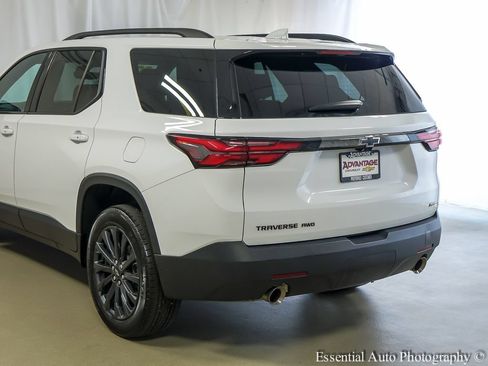 Used 2023 Chevrolet Traverse RS AWD/4WD image 7