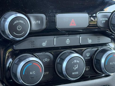 Used 2019 RAM 1500 Big Horn AWD/4WD image 22