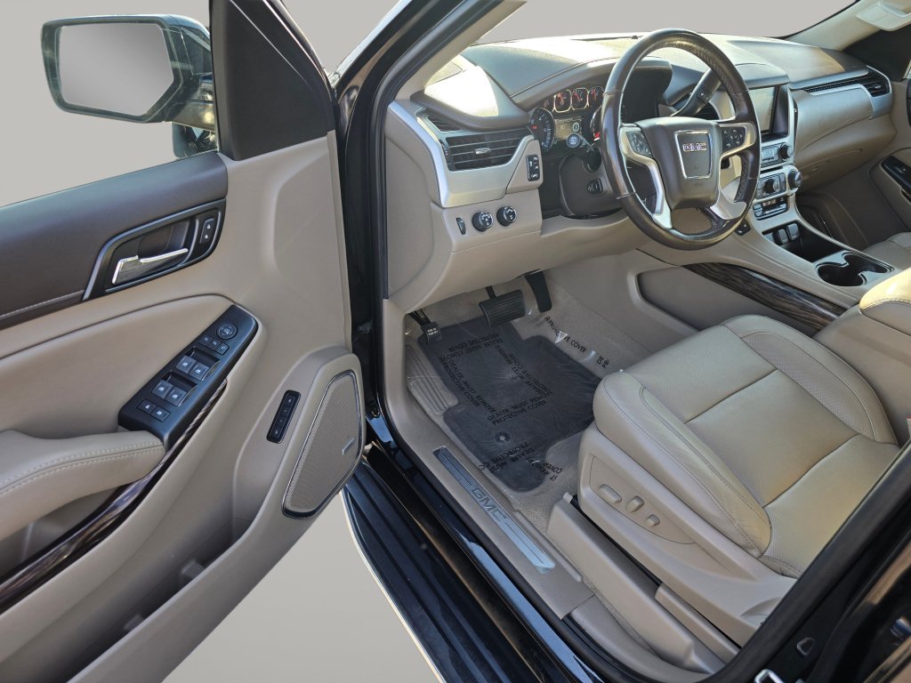 Used 2019 GMC Yukon XL SLT w/ Open Road Package AWD/4WD image 25