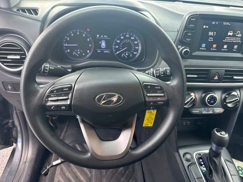 Used 2020 Hyundai Kona SE FWD image 9