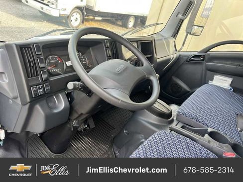 New 2025 Chevrolet Low Cab Forward image 9