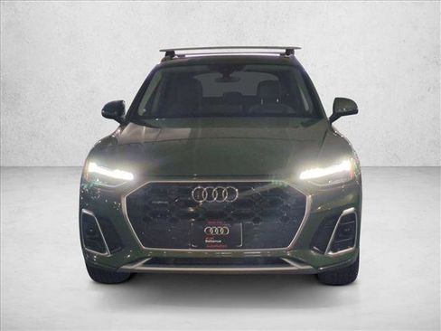 Used 2021 Audi Q5 e Prestige w/ Prestige Package AWD/4WD image 2