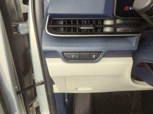 New 2026 Kia Carnival SX image 20